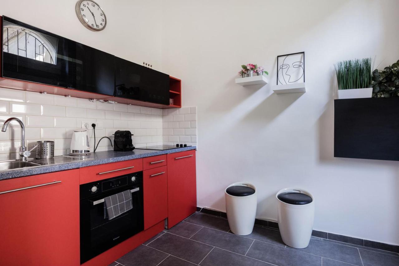 Trendy Apartment At The Hippest Location บูดาเปสต์ ภายนอก รูปภาพ